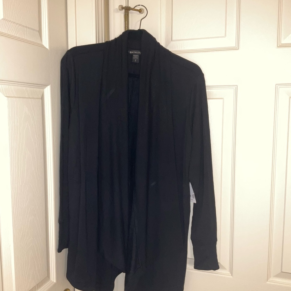 NWT Athleta Black Open-Front Pranayama Wrap